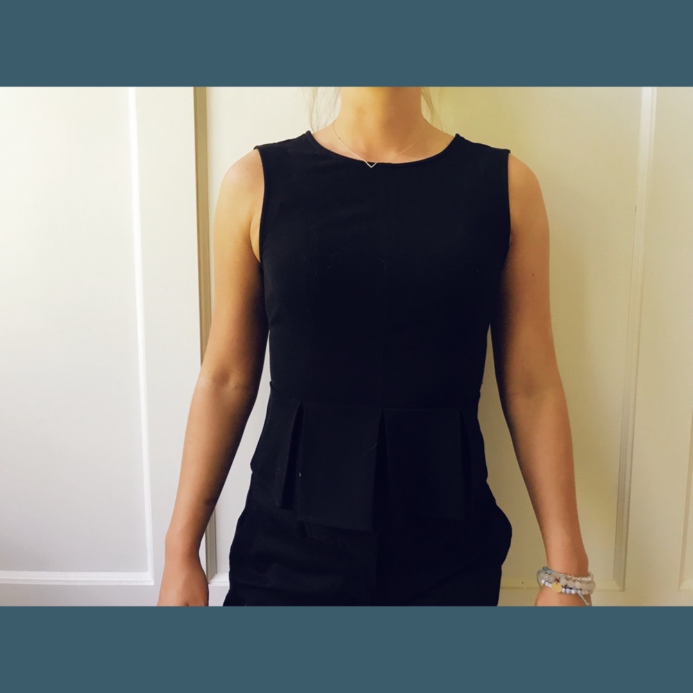 black peplum tank